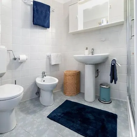 3 Bedrooms 3 Bathrooms With Sea View And Terrace *